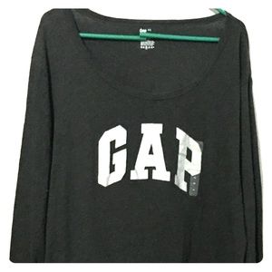 NWT XXL GAP long sleeve tee